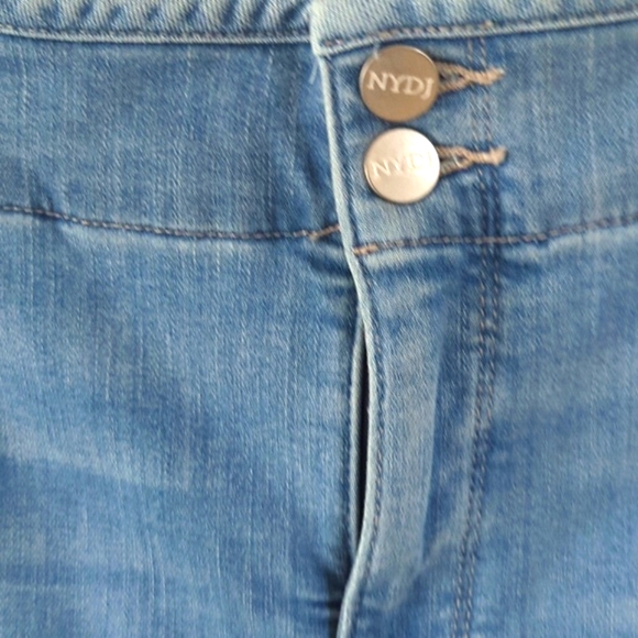 Nydj Chloe Capri Hollywood Jean in Mesmerize Size 14 - Picture 9 of 16